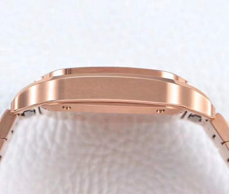 Santos de Ca*t1er White Dial with D1am0nd Bezel in Rose Gold